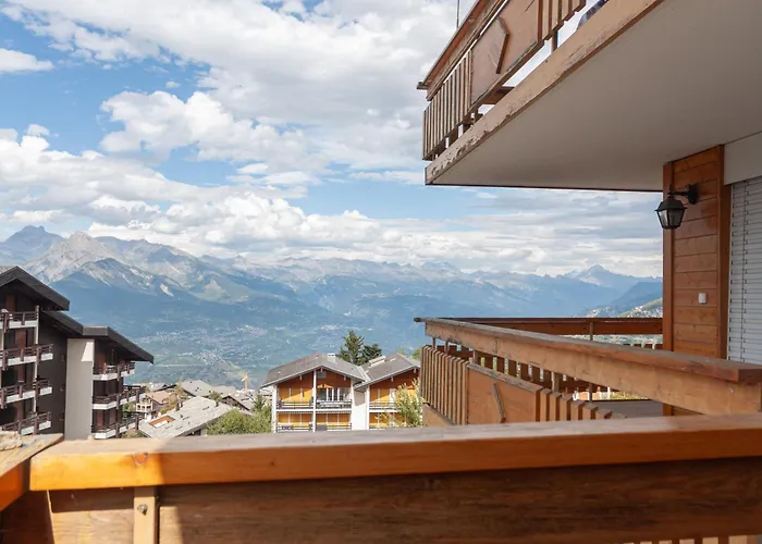 Victoria 1 B1 By Interhome