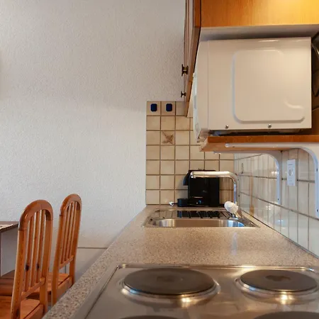 Victoria 1 B1 By Interhome *