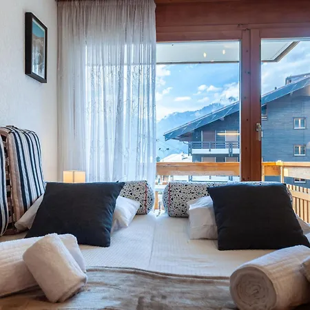 Victoria 1 B1 By Interhome